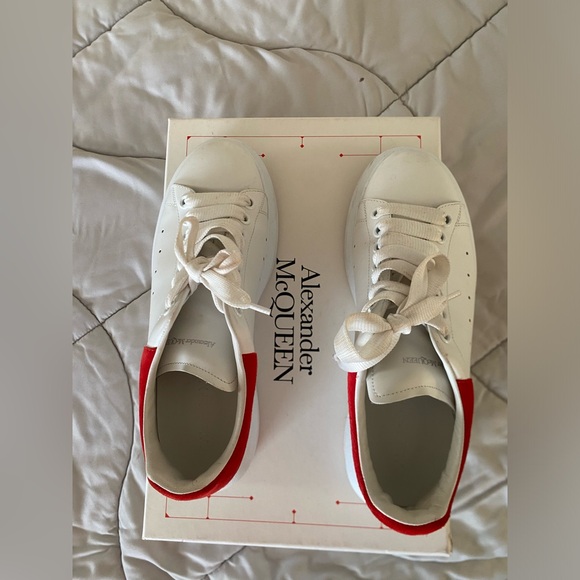 Alexander McQueen Sneakers - Picture 3 of 6